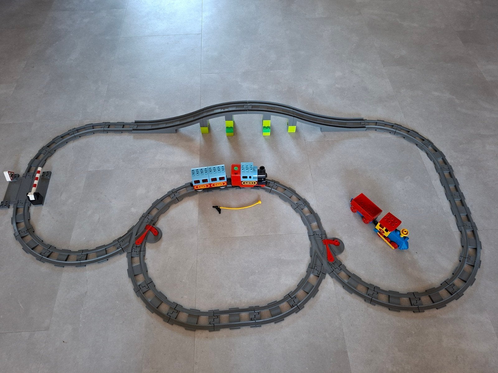Duplo elektrische trein en rails, Ophalen, Gebruikt