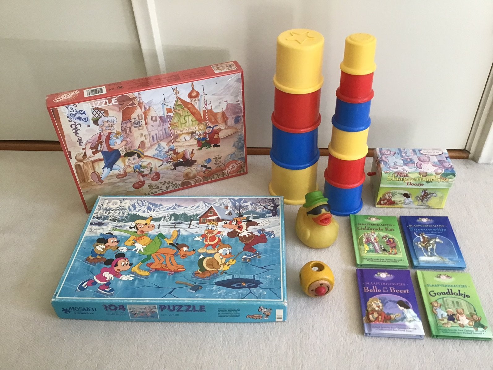 Disney puzzels - stapelbekers - voorleesboekjes - rammelaar, Ophalen of Verzenden, Zo goed als nieuw, Meisje