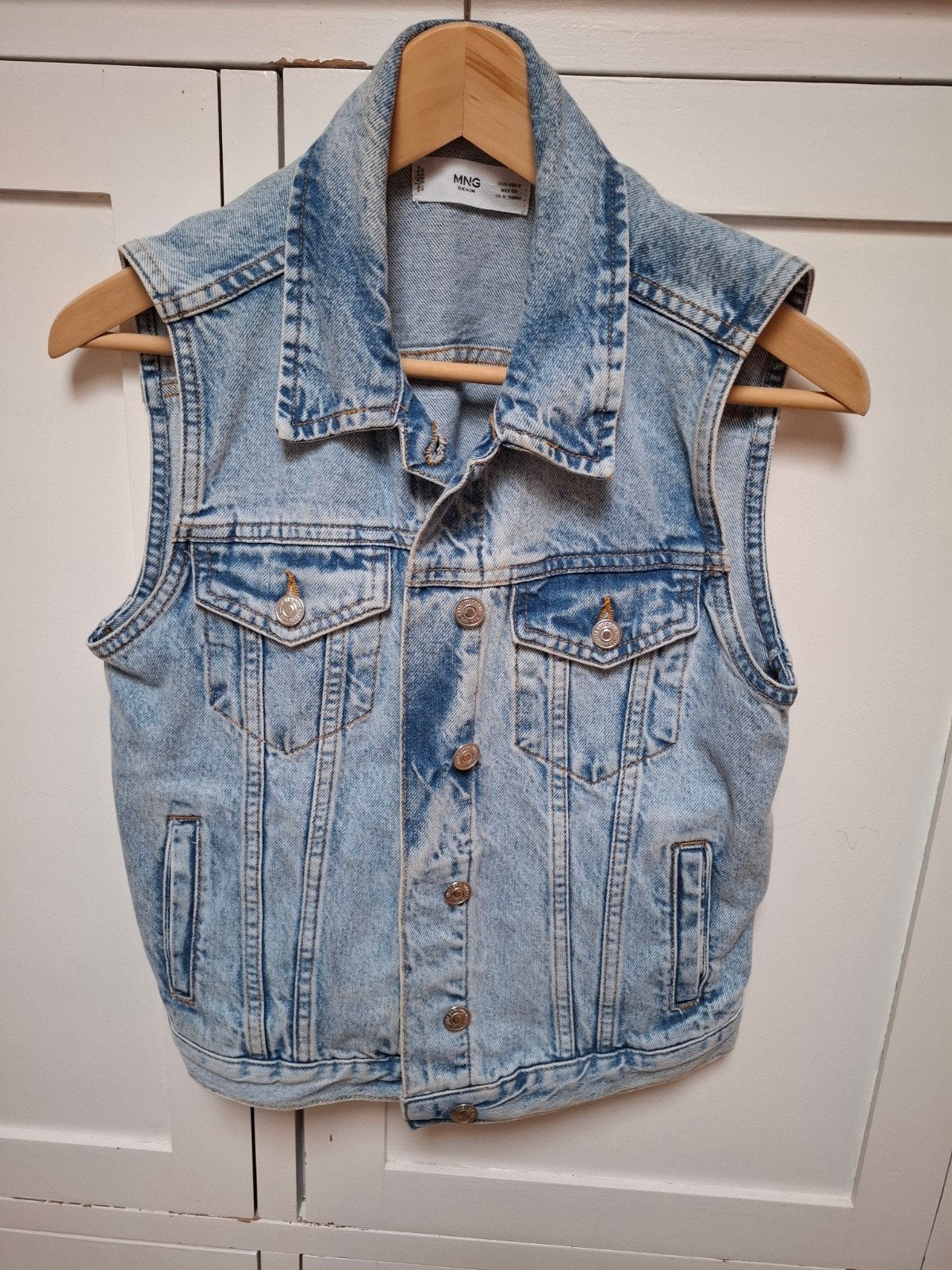 MNG Denim spijkergilet maat S, Kleding | Dames, Blauw, Ophalen of Verzenden, Zo goed als nieuw, MNG Denim