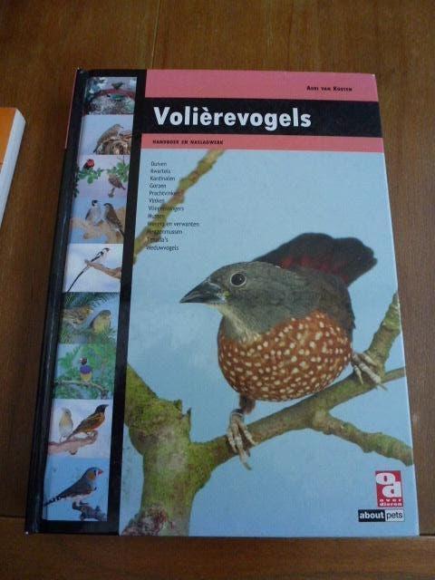 vogelboeken voor tropische en wildzang vogels, Ophalen of Verzenden, Zo goed als nieuw, Overige typen