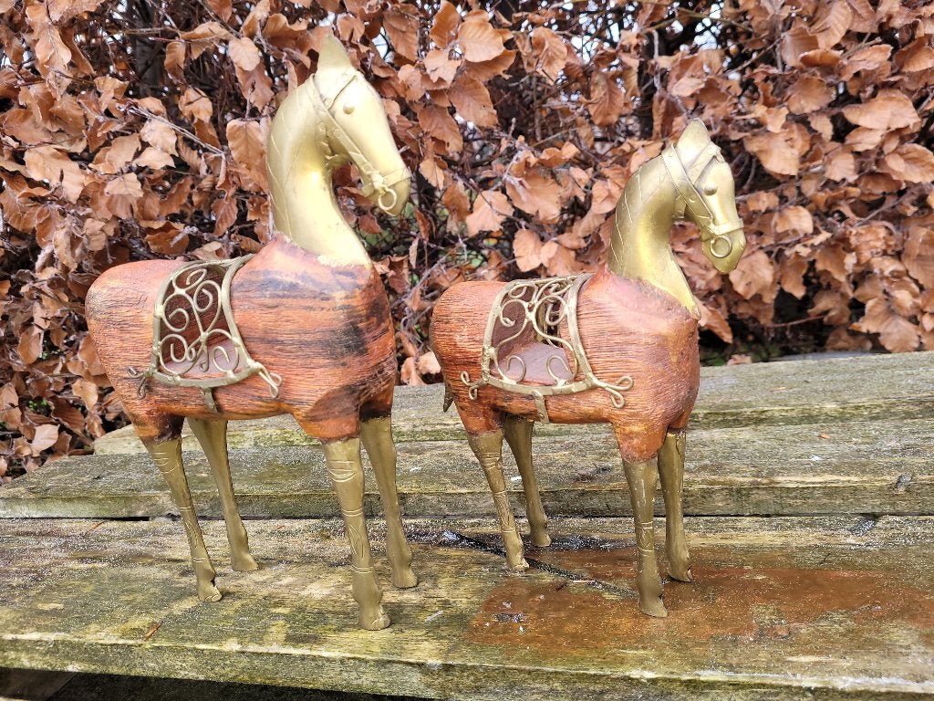 set antieke houten handgemaakte paarden beelden met messing, Ophalen, Houtsnijwerk