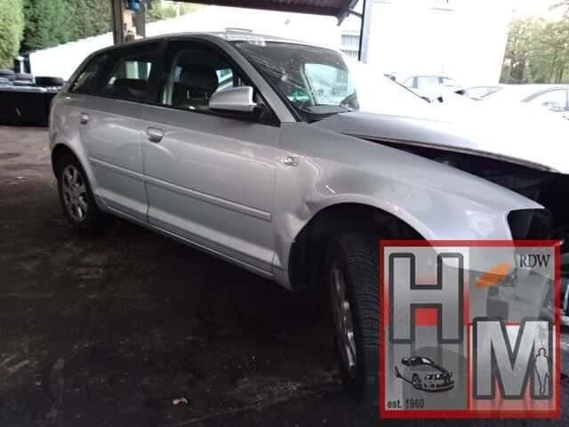 Audi a 3 8p 5 deurs 1.6 bse aut voor demontyage, Gebruikt, -, -, Ophalen of Verzenden