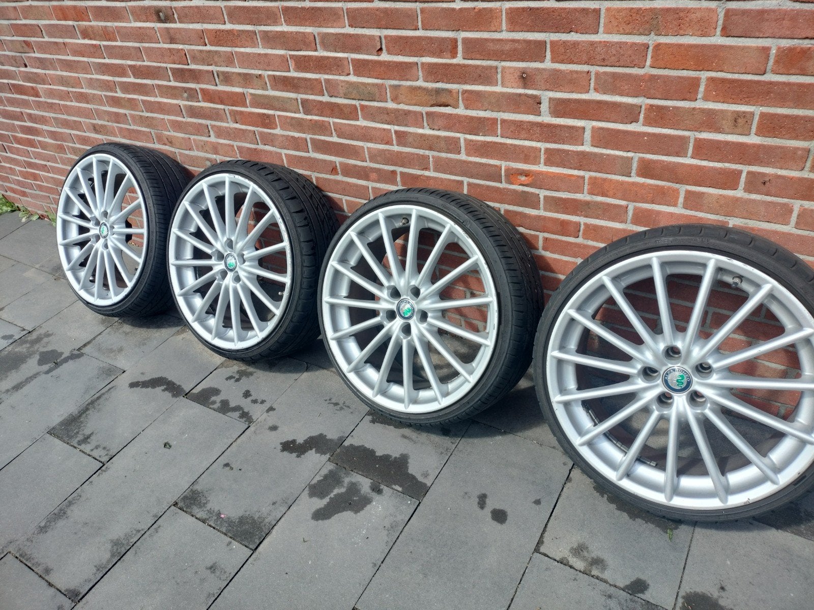 20 inch Alfa Romeo velgenset, Auto-onderdelen, Banden en Velgen, Ophalen of Verzenden, 20 inch, Zomerbanden, Banden en Velgen