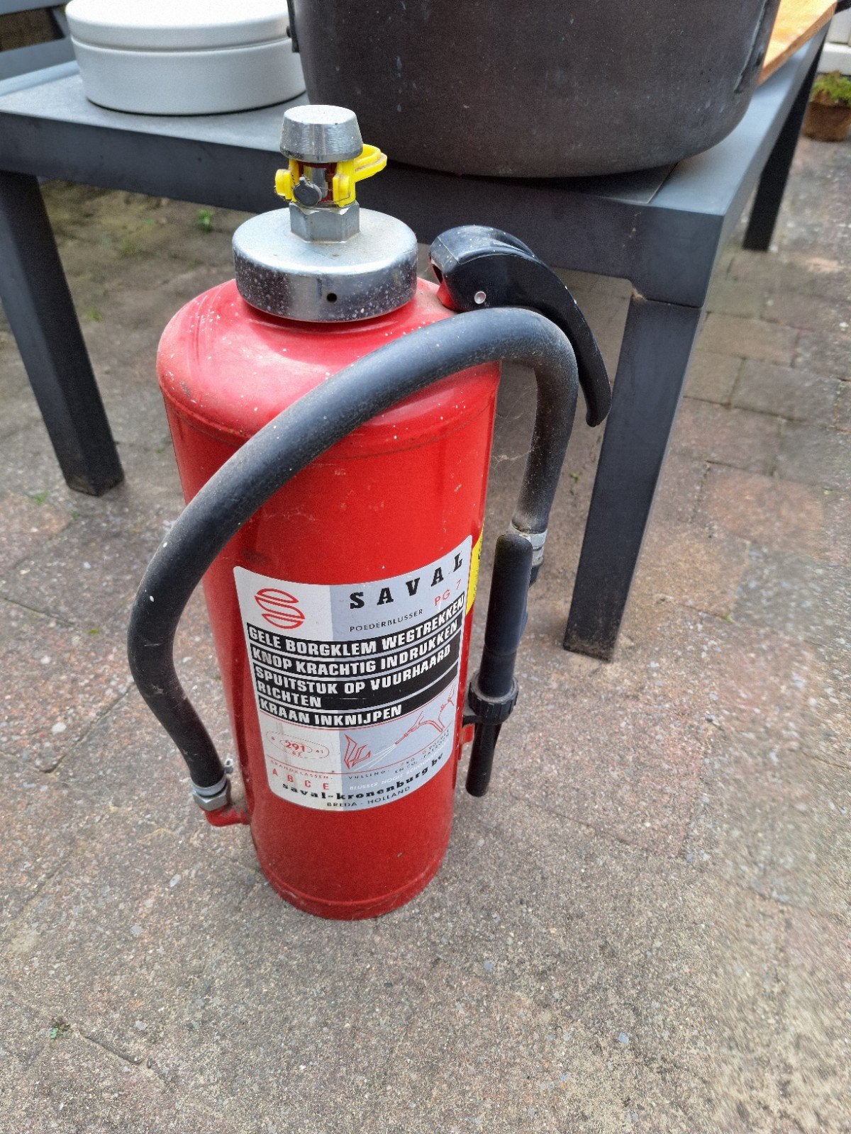 Gratis af te halen: Diverse spullen en brandblusser, Ophalen, Gebruikt