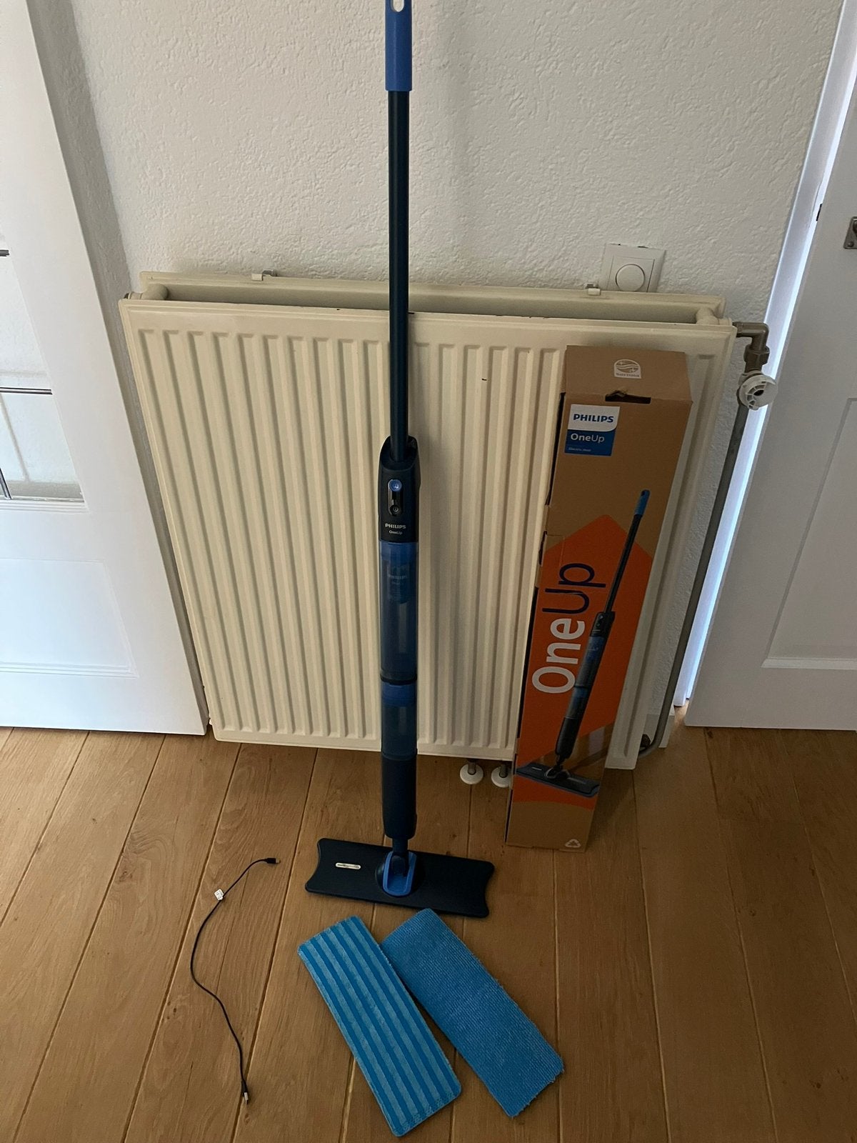 Philips OneUp Elektrische Dweil - 5000 series, Ophalen of Verzenden, Mop of Dweil
