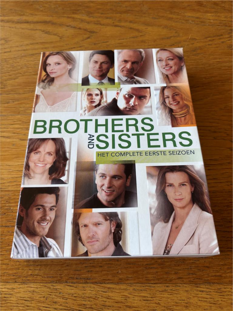 Dvd's Brothers and Sisters - Seizoen 1 t/m 5, Cd's en Dvd's, Dvd's | Tv en Series, Vanaf 6 jaar, Ophalen of Verzenden, Gebruikt