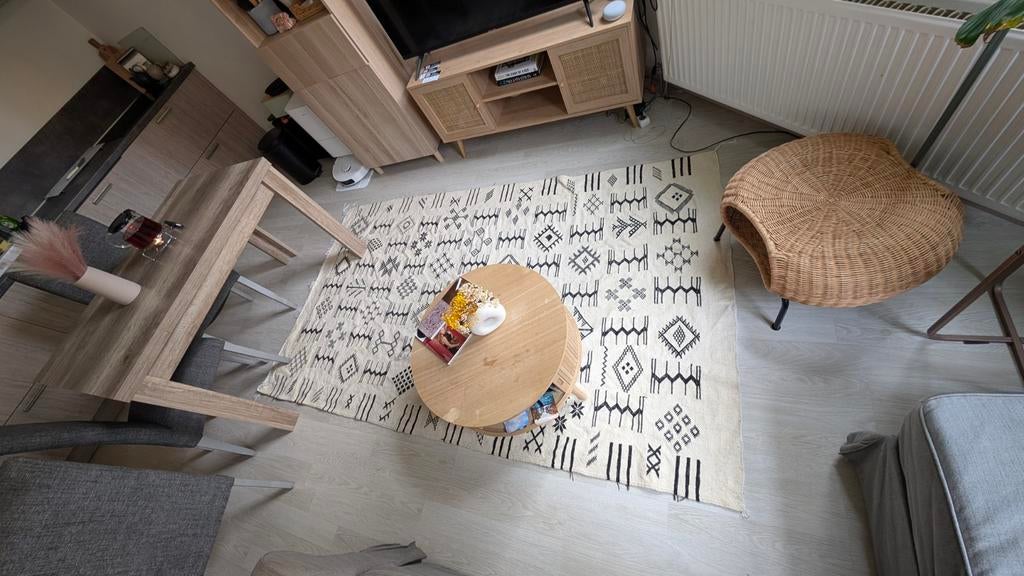 Handgemaakt Marokkaans kleed zwart/wit uit Tamraght, Huis en Inrichting, Stoffering | Tapijten en Kleden, 100 tot 150 cm, Ophalen of Verzenden