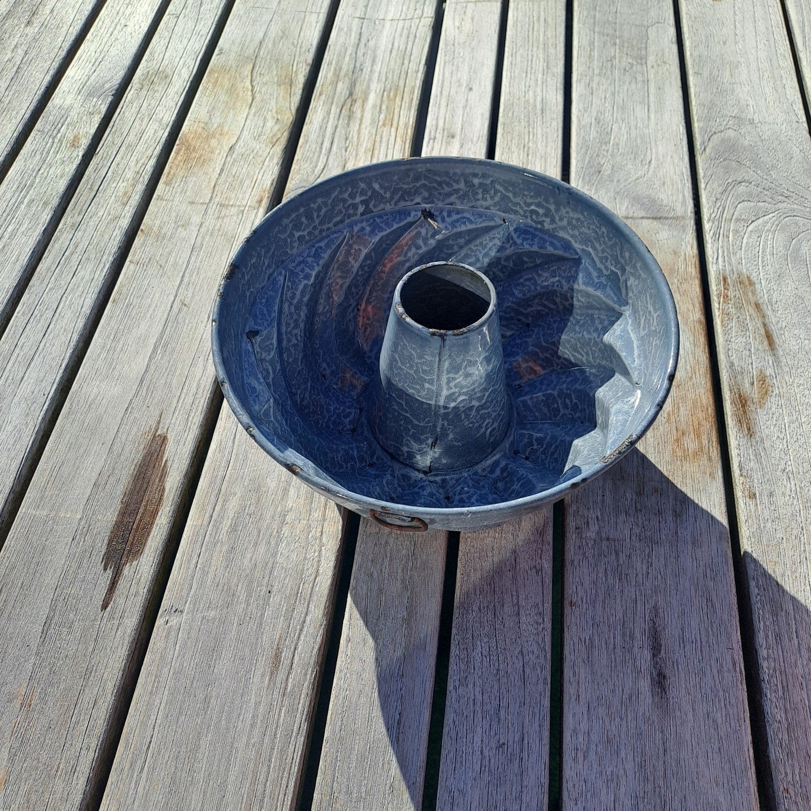Puddingvorm grijs gewolkt, Ophalen of Verzenden