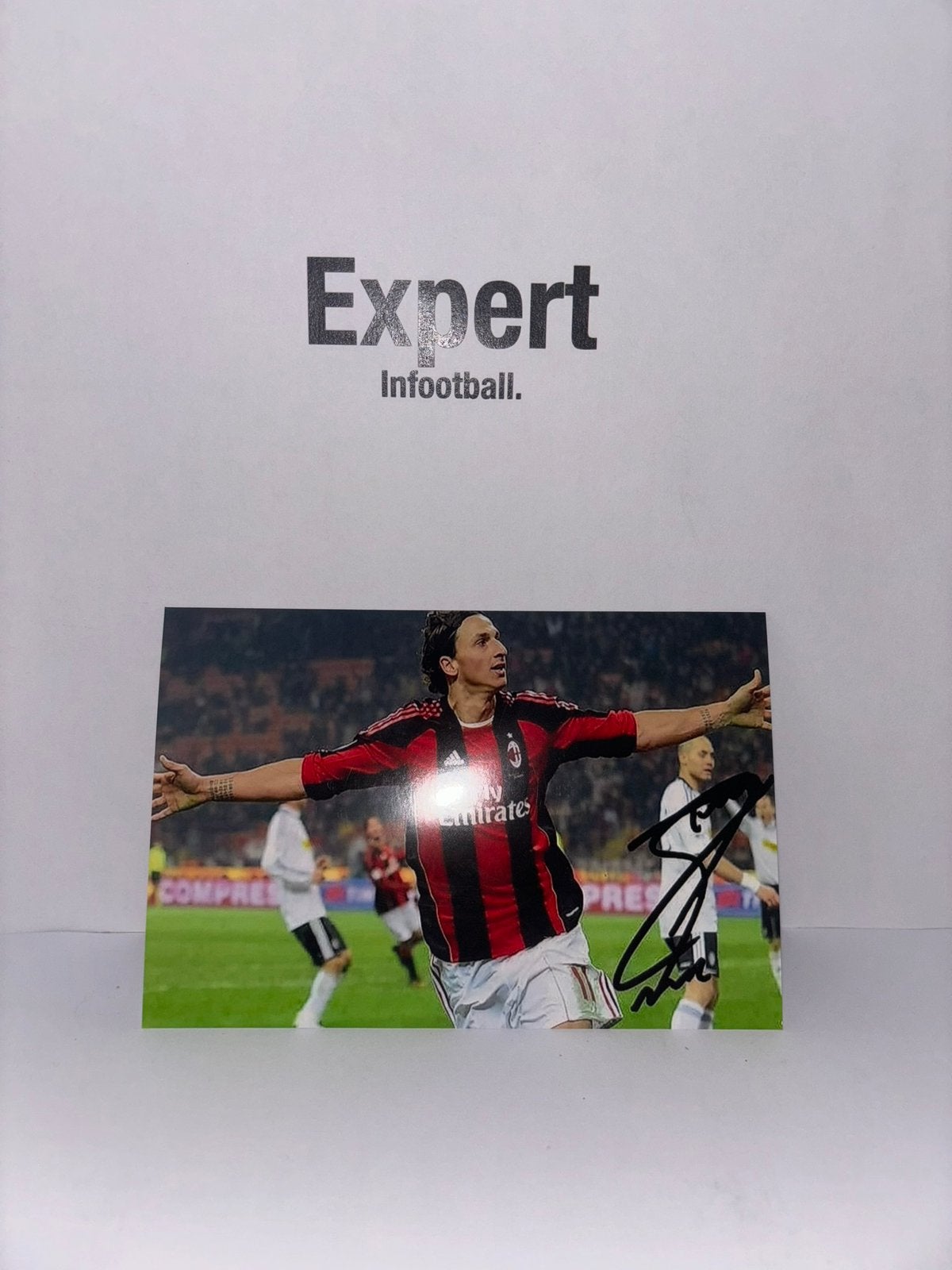 Ibrahimovic gesigneerde foto - AC Milan, Ophalen of Verzenden, Nieuw, Buitenlandse clubs, Beeldje of Poppetje