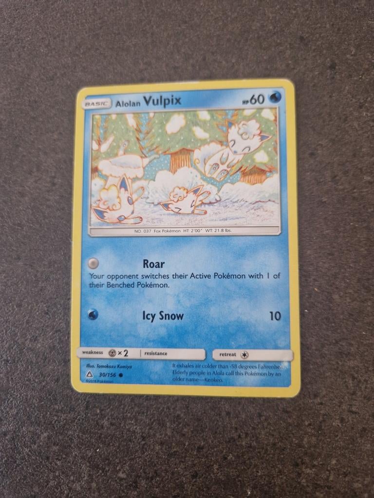 Alolan Vulpix pokemon kaart, Ophalen of Verzenden, Zo goed als nieuw