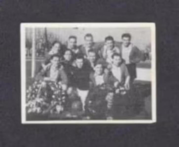Voetbalplaatje DOSKO Bergen op Zoom 2e Klasser 1951-1952., Ophalen of Verzenden, Zo goed als nieuw