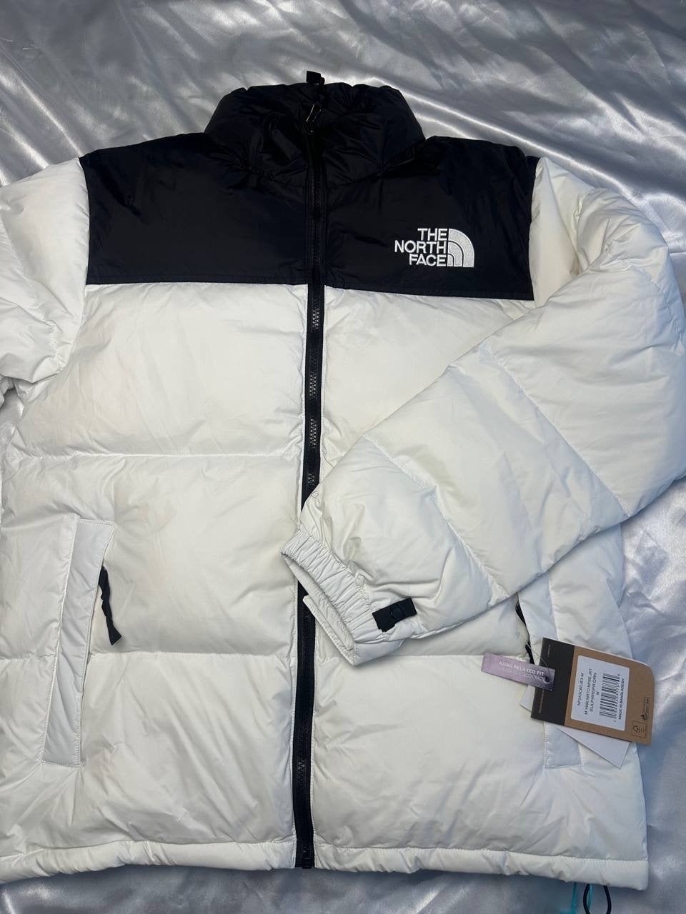 The North Face Nuptse Puffer Jas - Wit/Zwart - Maat S, Kleding | Heren, Jassen | Winter, Ophalen of Verzenden, Nieuw, Maat 46 (S) of kleiner