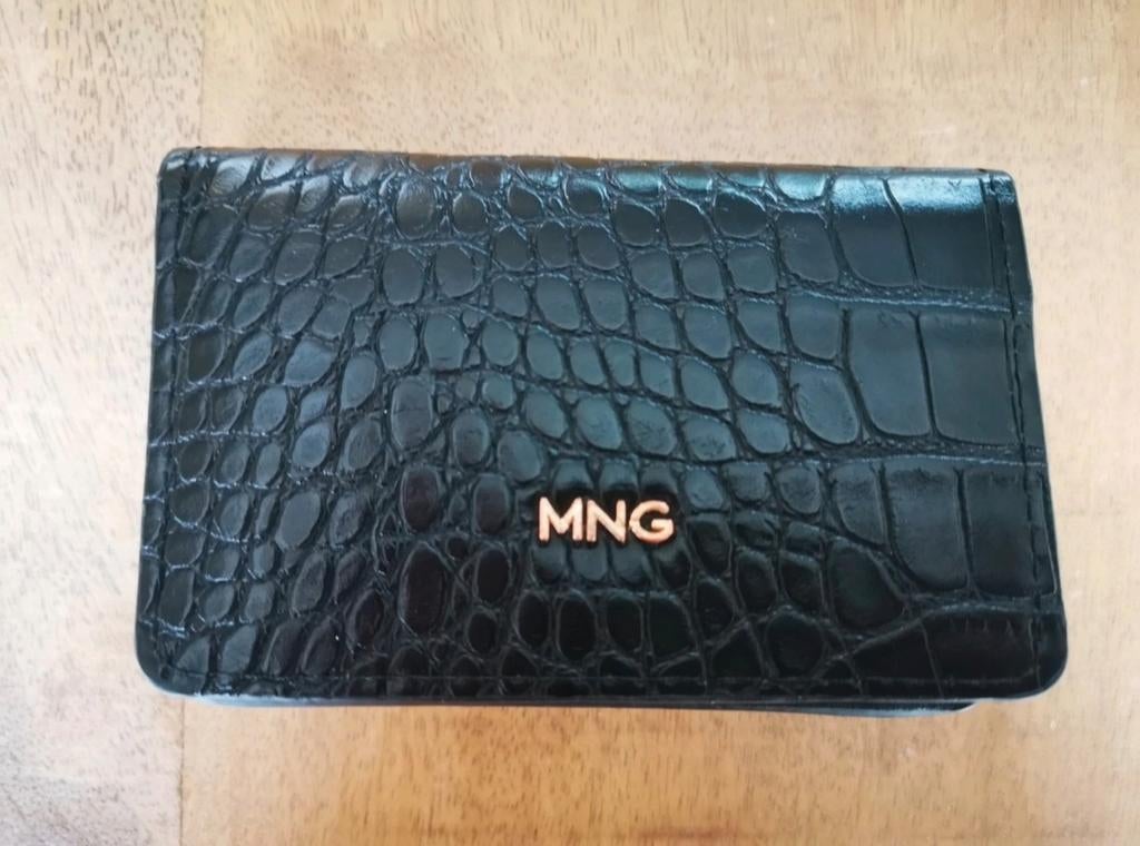 MNG zwarte kroko portemonnee, Sieraden, Tassen en Uiterlijk, Portemonnees, Ophalen of Verzenden, Zo goed als nieuw, Zwart, Overige merken
