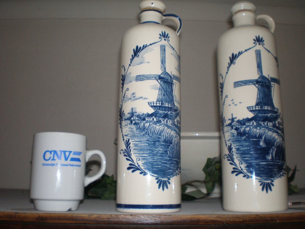 delfsblauwe jeneverfles, Ophalen