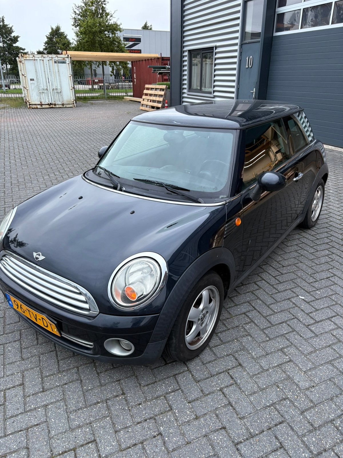 Mini 1.6 Cooper 2007 Zwart, Voorwielaandrijving, 750 kg, 4 cilinders, 4 stoelen