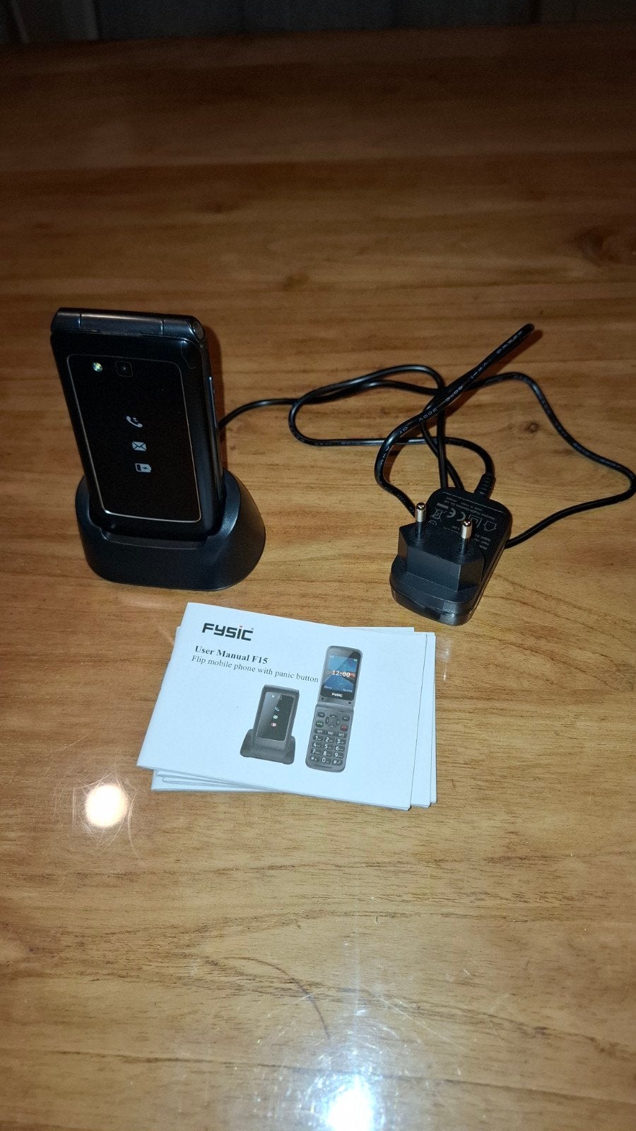 Fysic F15 Senioren Klaptelefoon met SOS-functie, Telecommunicatie, Inklapmodel, Ophalen of Verzenden, Zonder simlock, Zonder abonnement