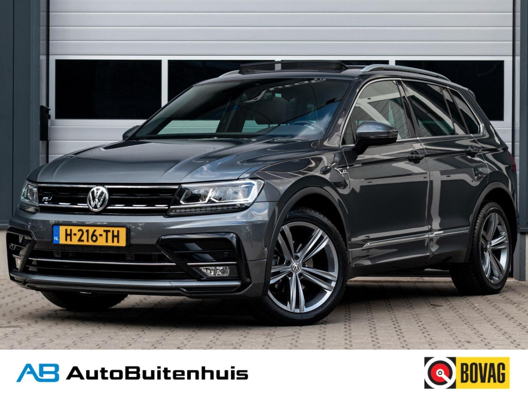 Volkswagen Tiguan 1.5 TSI ACT Highline R-Line|PANO|ADAPT. CR, 15 km/l, Euro 6, SUV of Terreinwagen, 750 kg