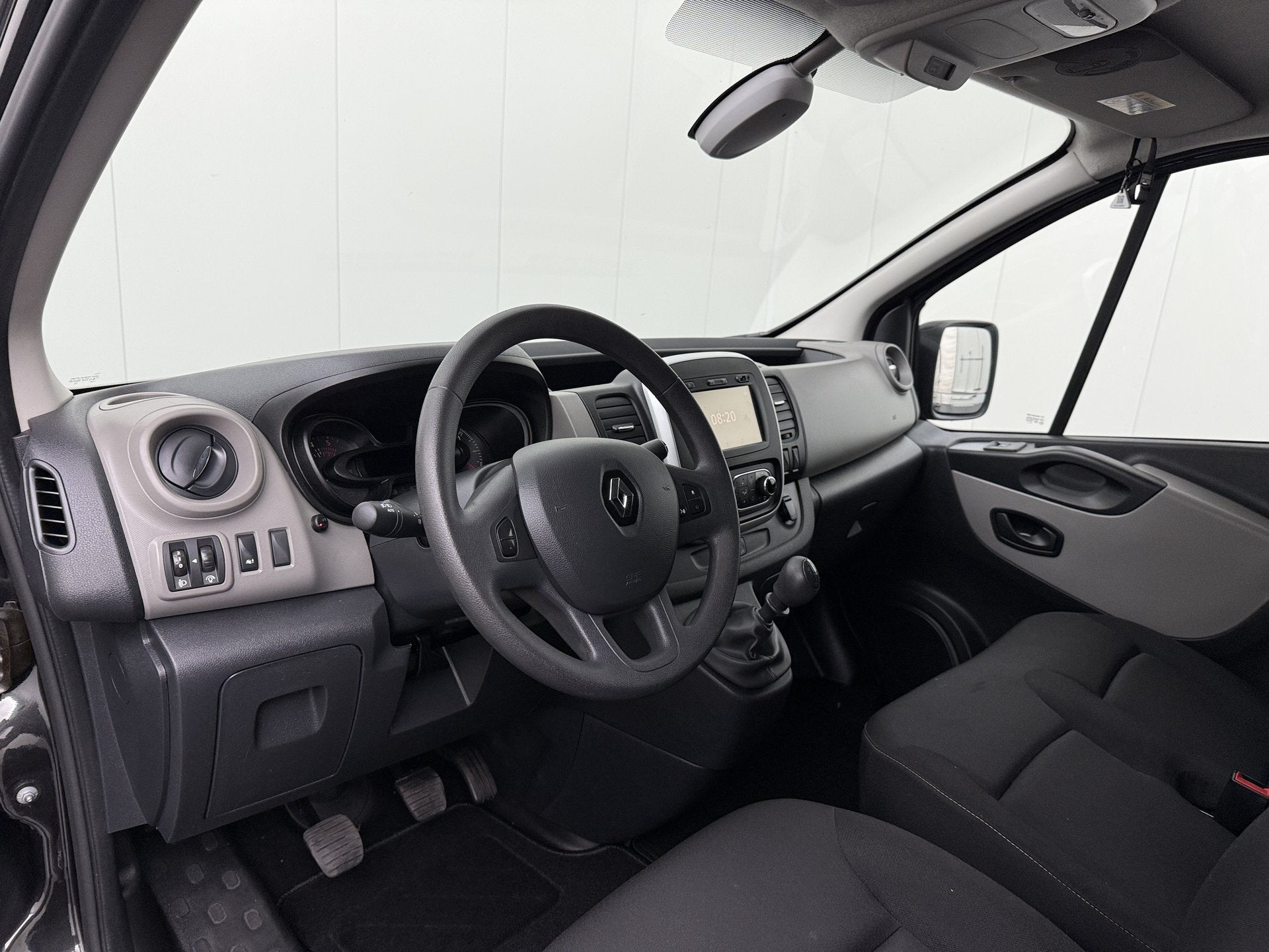 Renault Trafic 1.6DCi 120PK Lang Black Edition | Navigatie |, Voorwielaandrijving, Gebruikt, 4 cilinders, Renault