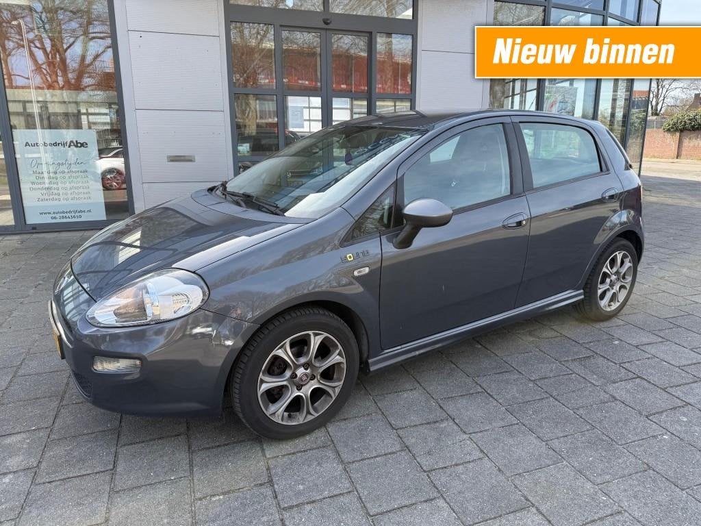 Fiat PUNTO 0.9 TWINAIR YOUNG-5DEURS-LMV-AIRCO-NETTE AUTO!!, Voorwielaandrijving, 101 pk, Euro 6, 49 €/maand
