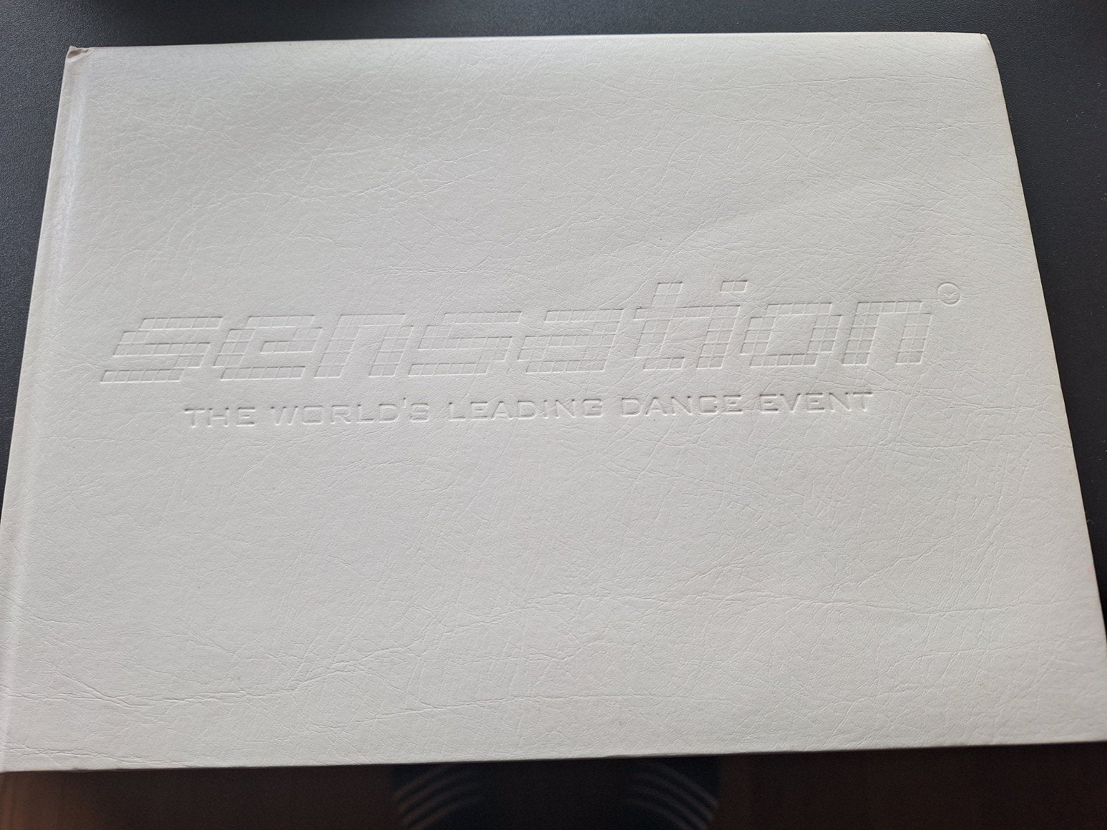 Sensation White Boek 2007 - Artiesten & Sfeerimpressies, Ophalen of Verzenden, Zo goed als nieuw