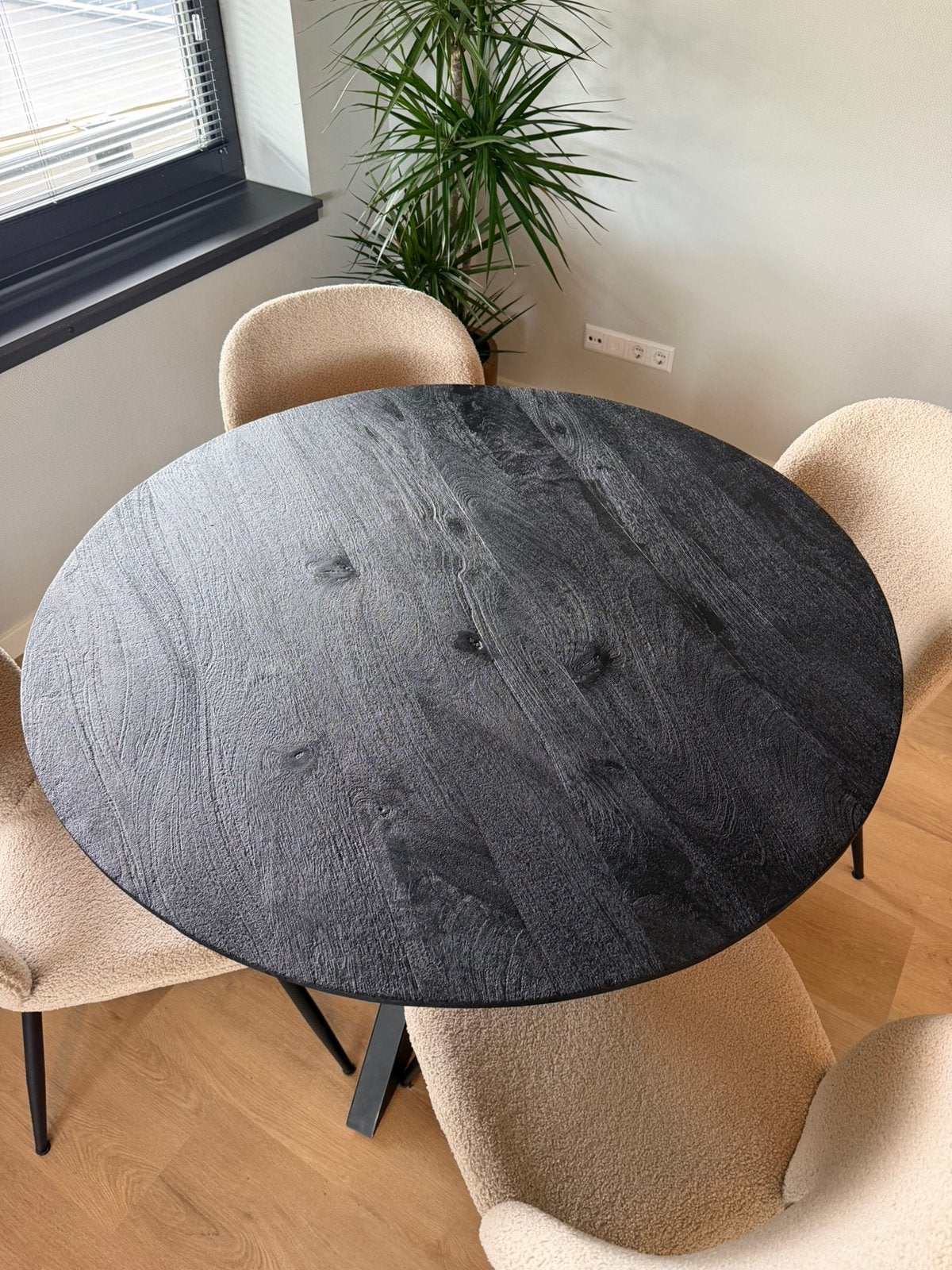 Ronde eettafel met 4 stoelen, Huis en Inrichting, Tafels | Eettafels, Ophalen, 100 tot 150 cm, Rond, Zo goed als nieuw