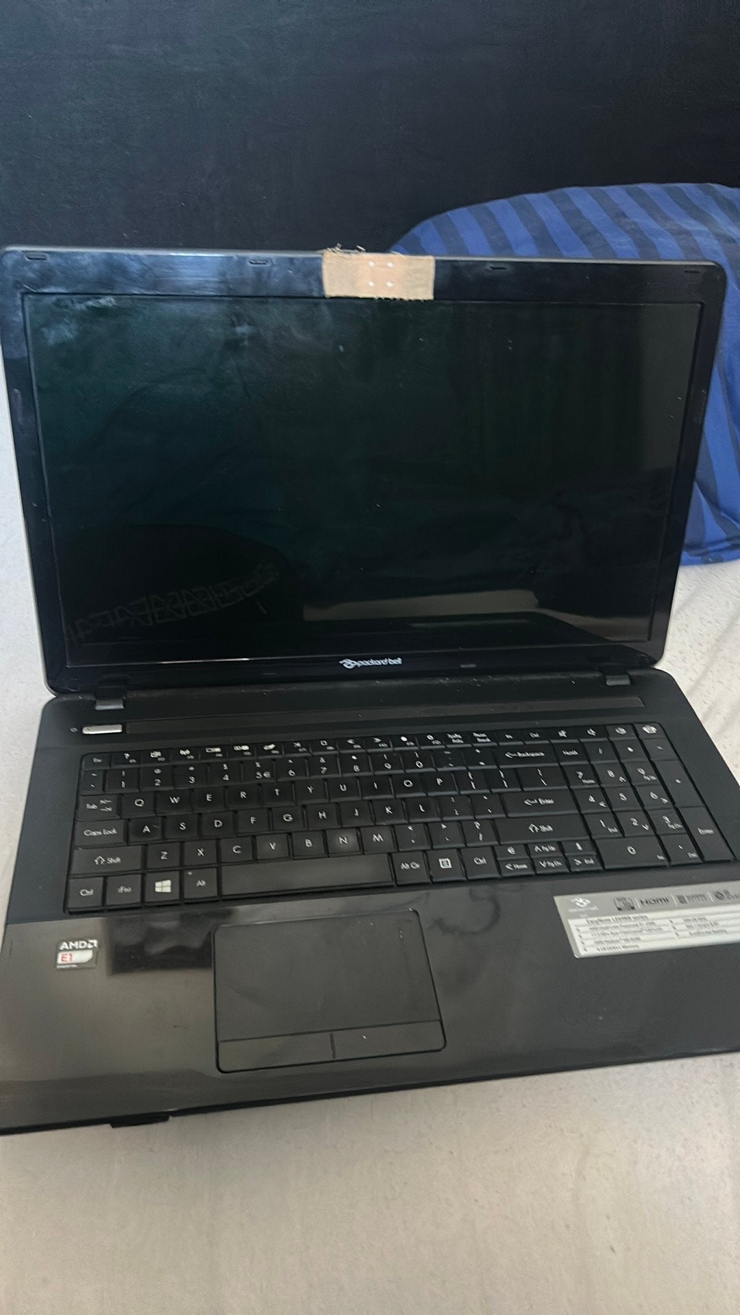 Oude laptop, Ophalen of Verzenden, Zo goed als nieuw, 15 inch, Onbekend