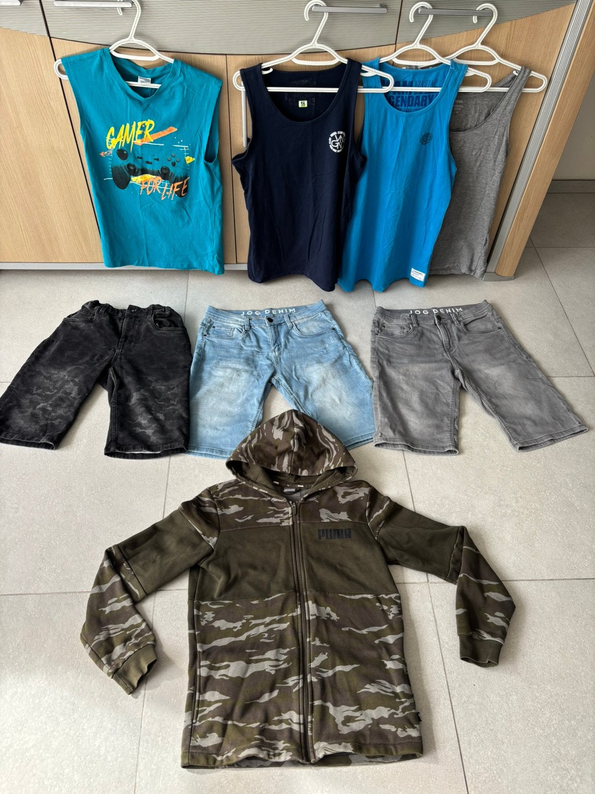 Kleding jongen mt 164, vest Puma, hemdjes, korte broek, Gebruikt, Trui of Vest, PUMA, Ophalen of Verzenden