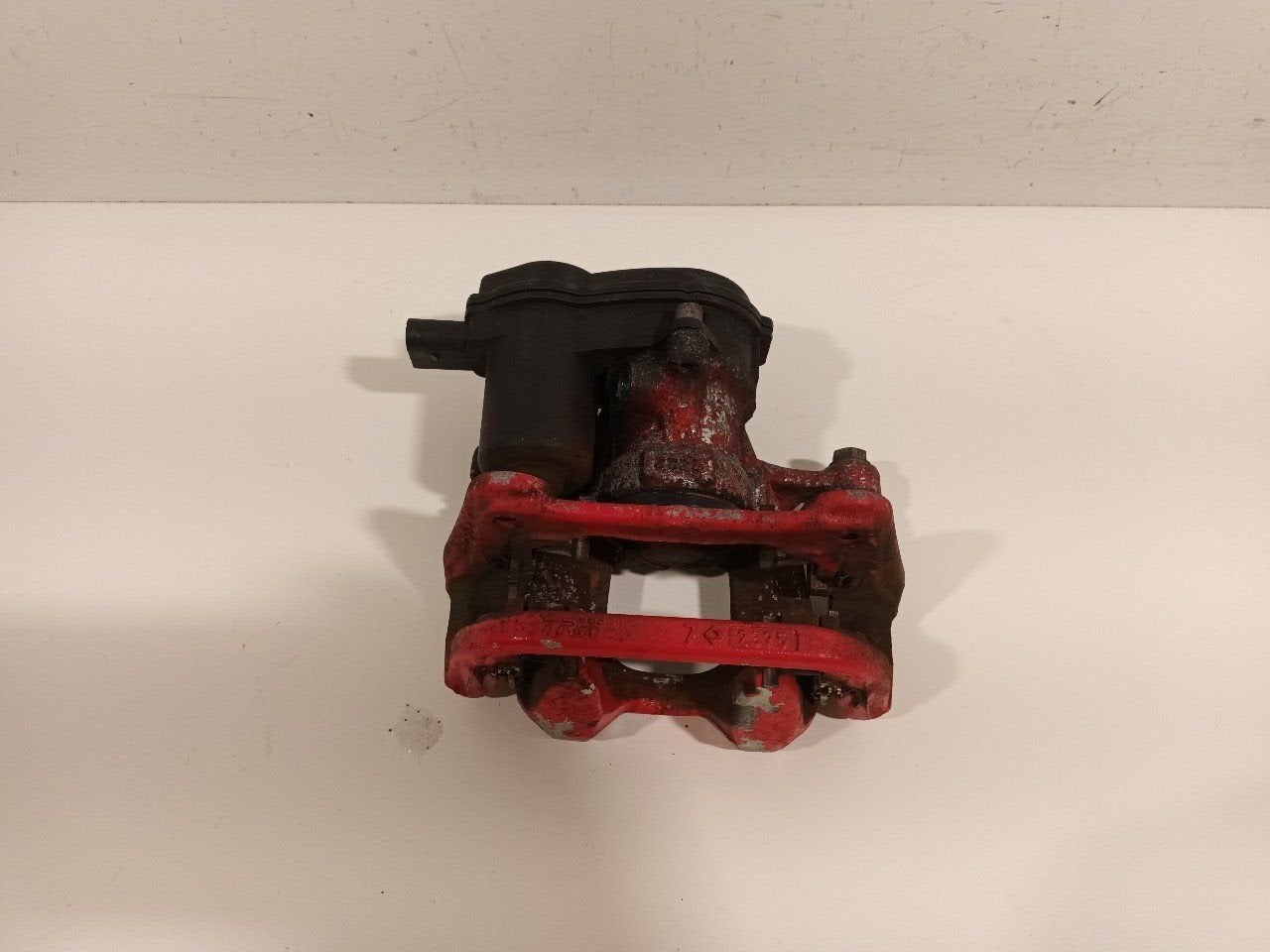 Remklauw links achter Fiat 500X, Onderdelen@venauto.nl, Van der Ven Autorecycling B.V., Gebruikt, Ettenseweg 76, 4706 PB Roosendaal, The Netherlands