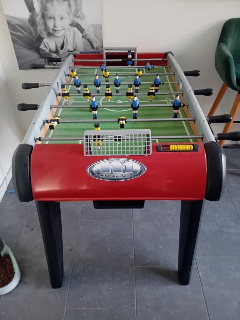 Voetbaltafel met 1 voetbal - Werkt super!, Ophalen of Verzenden, Gebruikt
