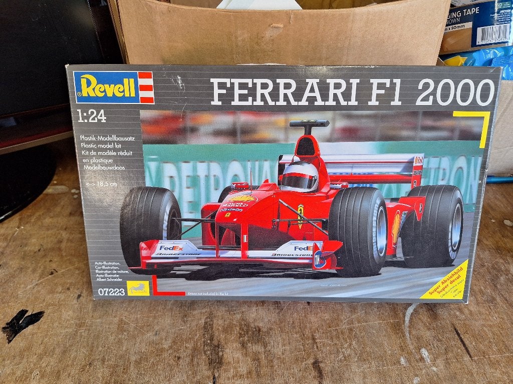 Oud Revell bouwmodel Formule Ferrari F1 2000 nieuw in doos, Hobby en Vrije tijd, Modelbouw | Auto's en Voertuigen, Auto, Revell