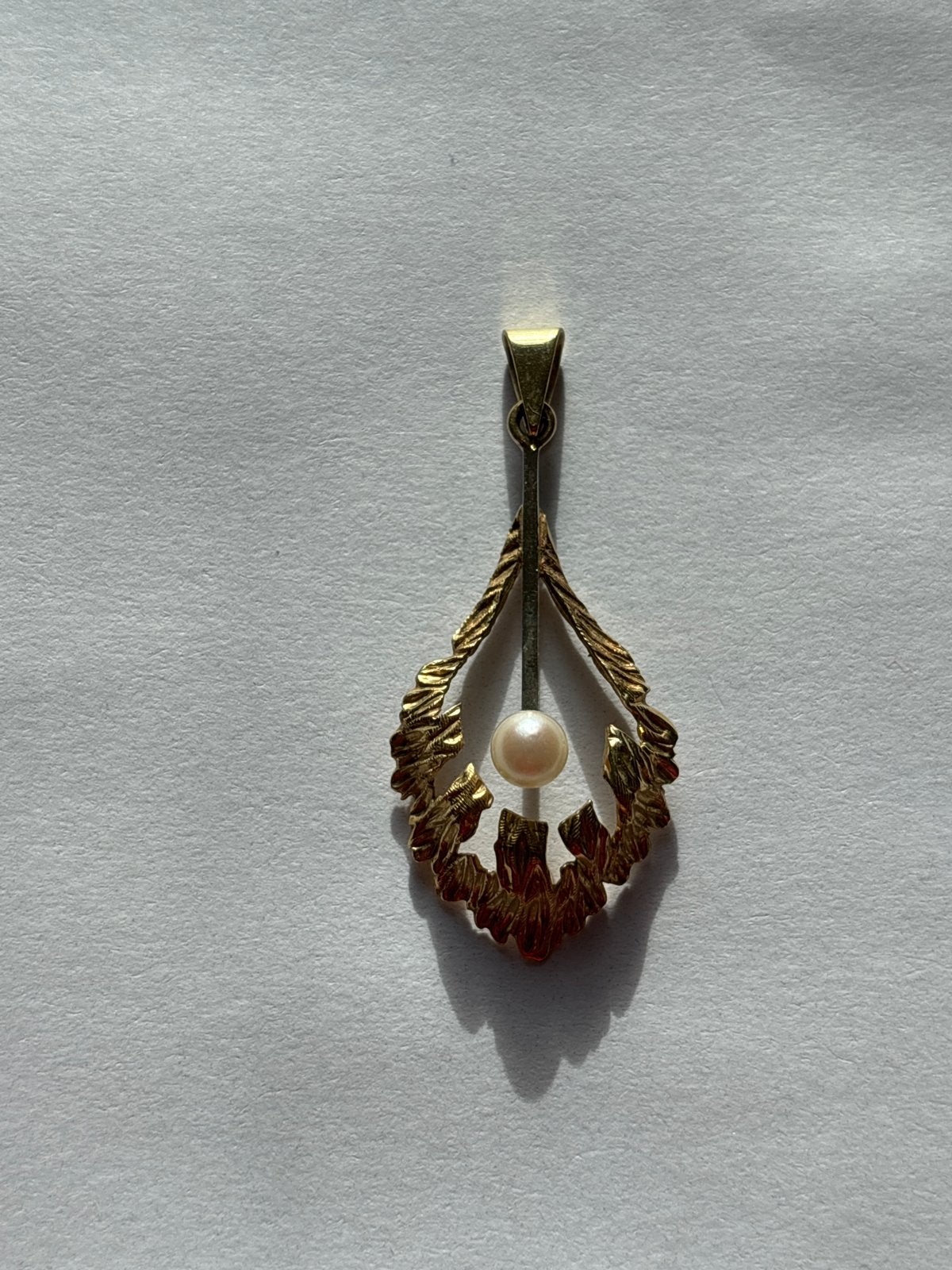 Gouden hanger met parel 14 k 585, Sieraden, Tassen en Uiterlijk, Ophalen of Verzenden, Goud, Hanger