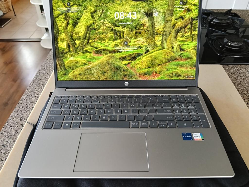 HP laptop 15-FD0851ND, Computers en Software, Windows Laptops, Ophalen, Zo goed als nieuw, 15 inch, 2 tot 3 Ghz