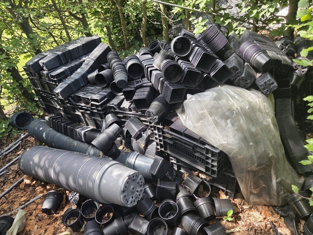 Gebruikte Zwarte Kweekpotten en Kweekcontainers, Ophalen, Gebruikt, Kweekbak