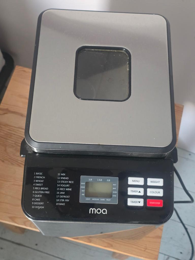 Broodbakmachine van het merk MOA, Ophalen, Gebruikt