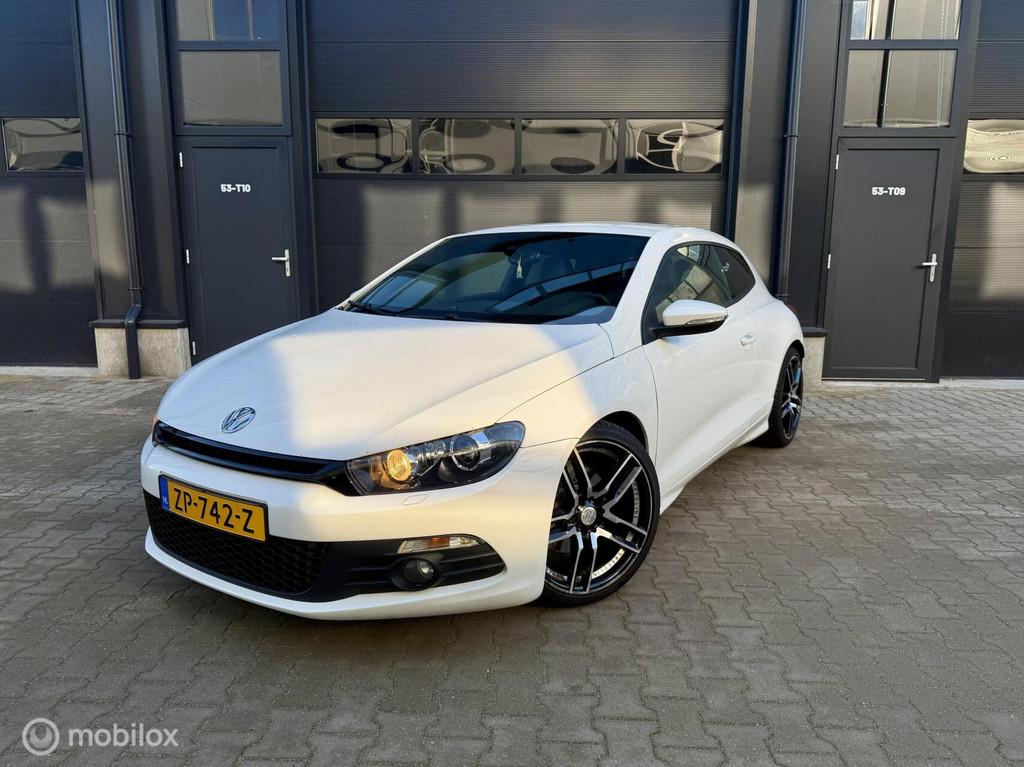 Volkswagen Scirocco 2.0 TSI DSG Automaat Airco Speedline 19, Auto's, 4 cilinders, 1984 cc, 4 stoelen, Leder en Stof