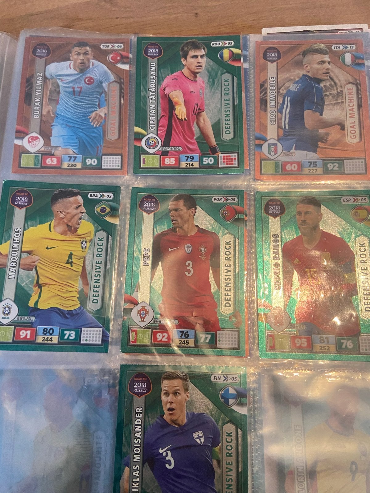 Voetbal Boek met Messi & Ronaldo Kaarten - Adrenalyn XL, Ophalen of Verzenden, Zo goed als nieuw, Overige sporten, Boek of Tijdschrift