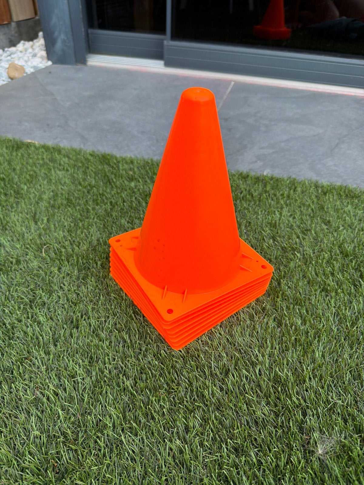Set van 8 oranje verkeerskegels / pylonen, Ophalen, Gebruikt