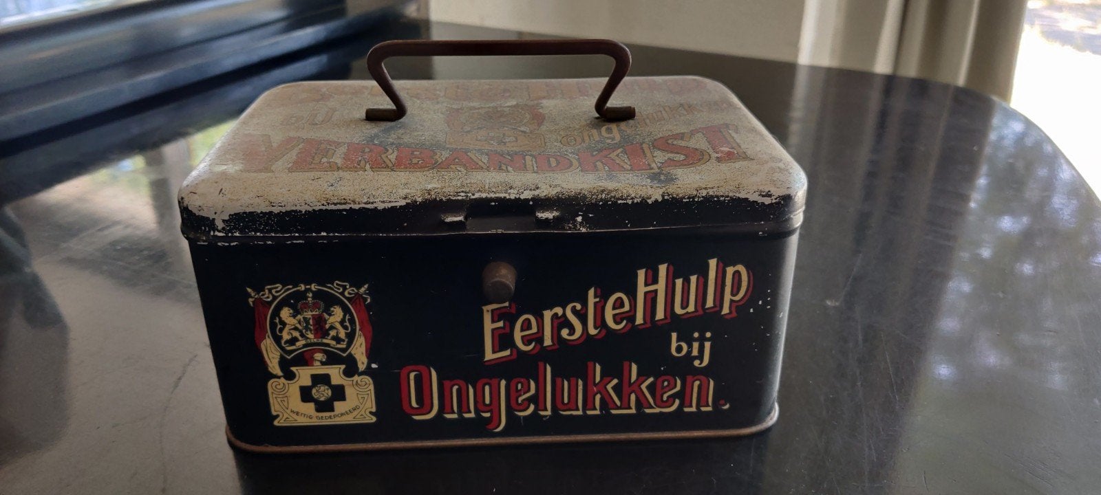 Vintage EHBO-doos 'Eerste Hulp bij Ongelukken' met inhoud, Ophalen of Verzenden