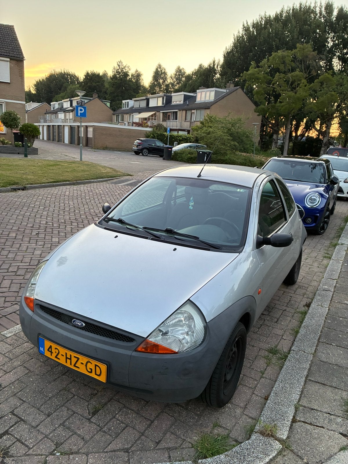Ford Ka 1.3. 2002. 78.000KM! 4x nieuwe banden, nieuwe apk, Auto's, Ford, Voorwielaandrijving, 1299 cc, 31 €/maand, 4 cilinders