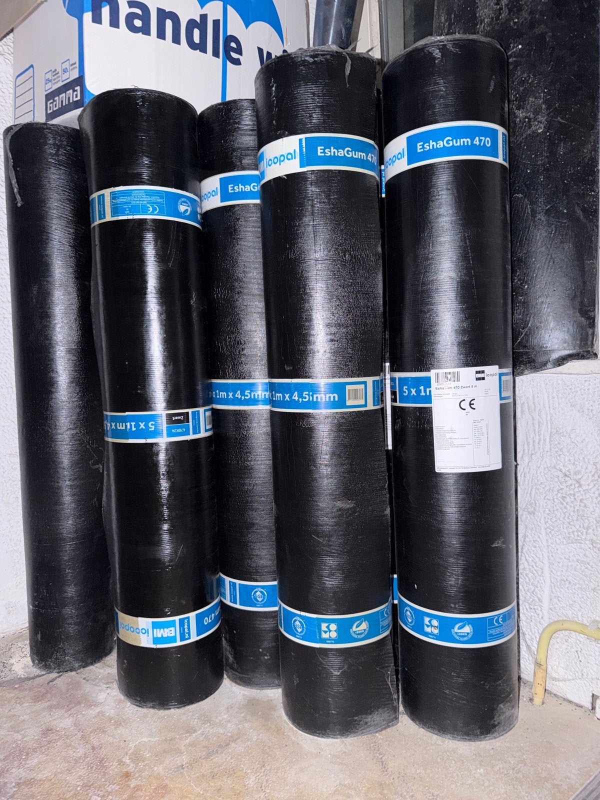 Nieuwe Dakbitumen Rollen (10 stuks) met Loden Dakgoot, Ophalen, Overige materialen, Zwart, Nieuw
