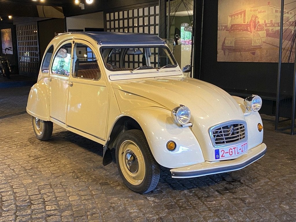 Citroën 2CV 6 - Spécial (bj 1990), Auto's, Oldtimers, 602 cc, 29 pk, Beige, Bedrijf