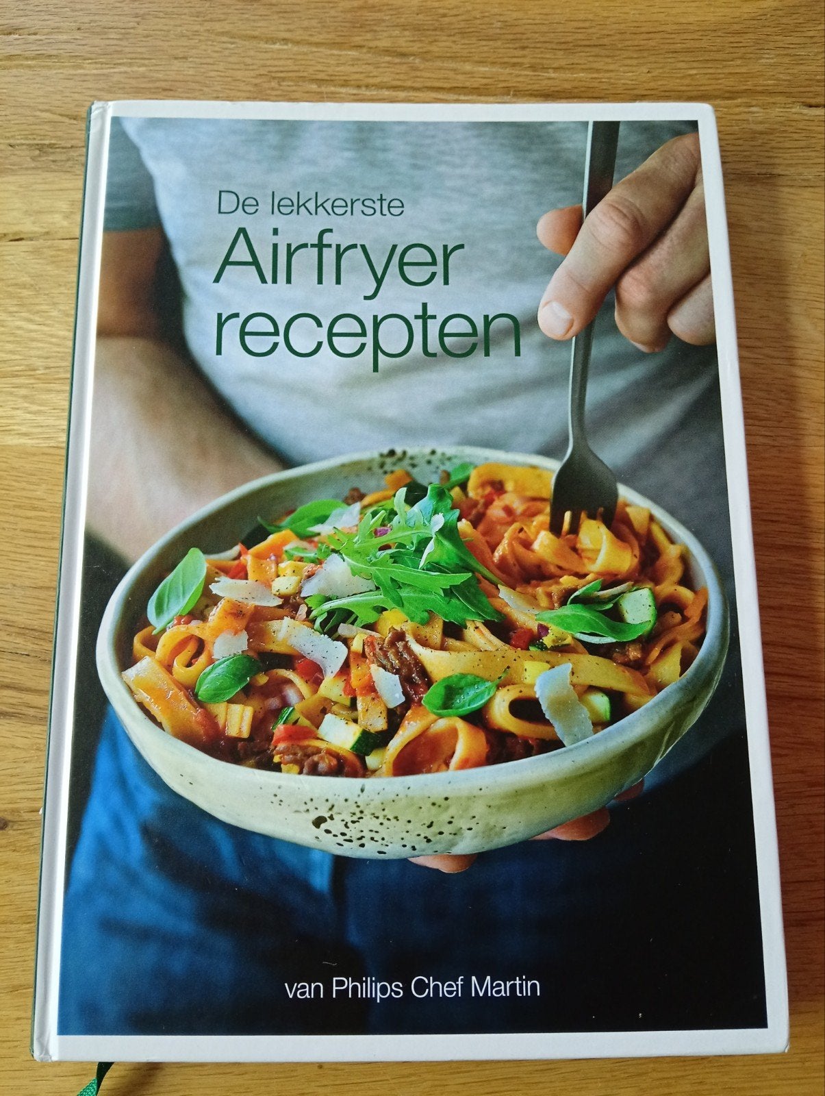 De lekkerste Airfryer recepten - Philips Chef Martin, Boeken, Hoofdgerechten, Ophalen of Verzenden, Zo goed als nieuw, Philips Chef Martin