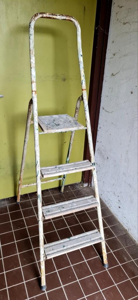 Brocante huishoudtrap schilders trap + klodders patina uniek, Ophalen