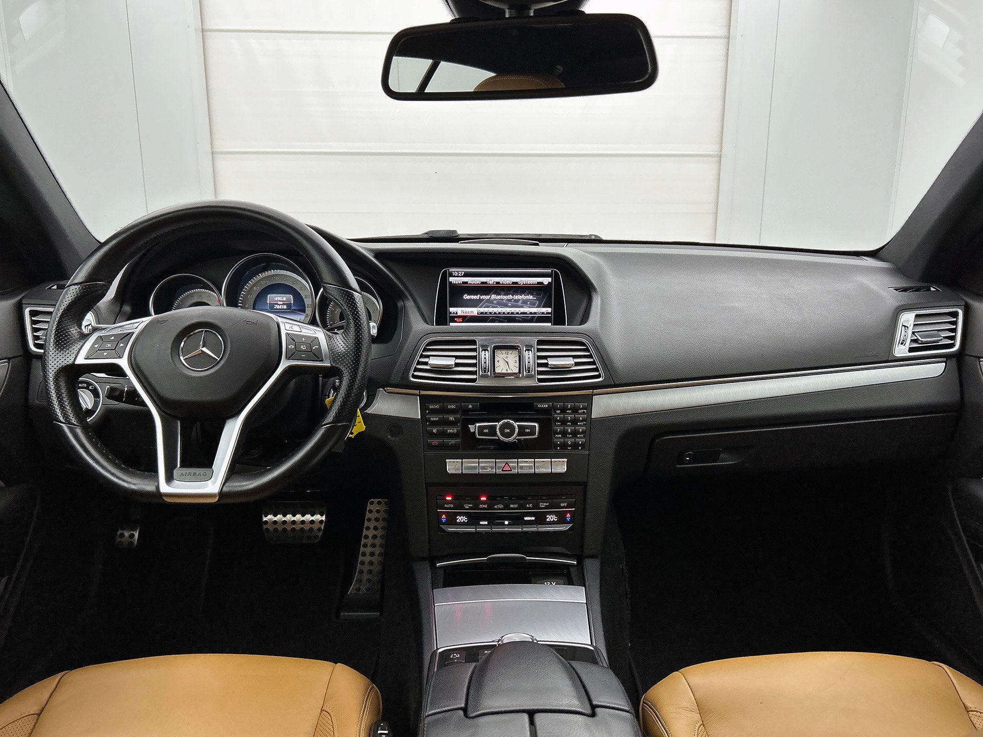 Mercedes-Benz E-klasse Coupé 200 Prestige AMG-Styling (NL-a, Automaat, Achterwielaandrijving, Euro 6, 4 cilinders