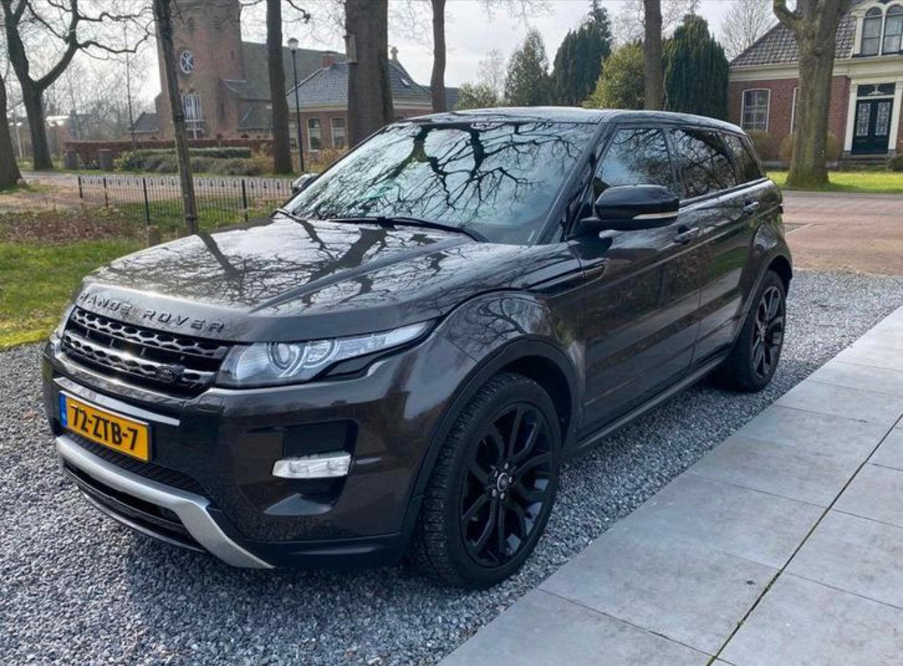 Land Rover Range Rover Evoque 2.2 4WD Automaat 2013 Bruin, Auto's, Automaat, 15 km/l, 1800 kg, Bruin