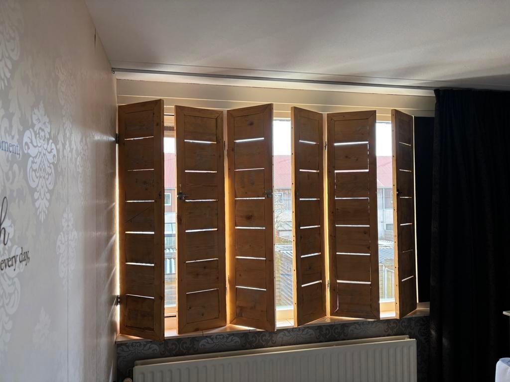 Houten luiken, Ophalen, Zo goed als nieuw