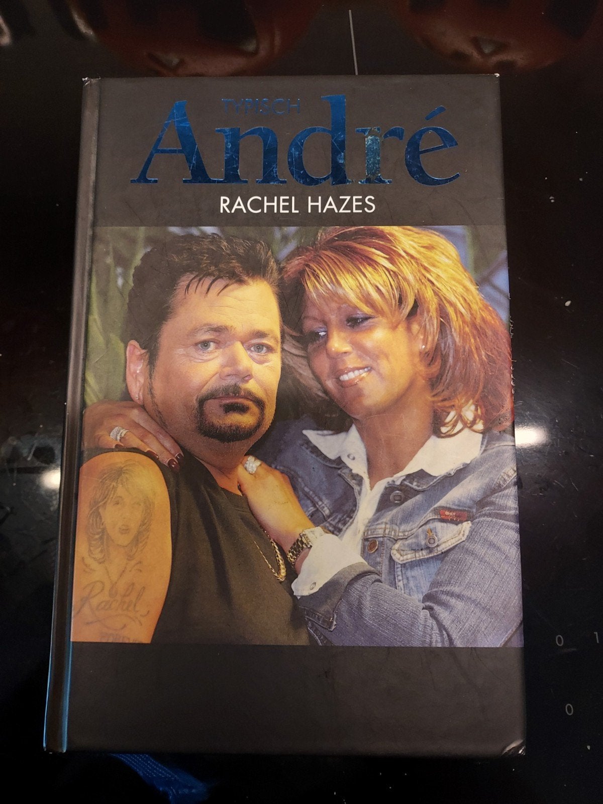 Typisch André - Rachel Hazes, Boeken, Biografieën, Zo goed als nieuw, Overige, Ophalen of Verzenden
