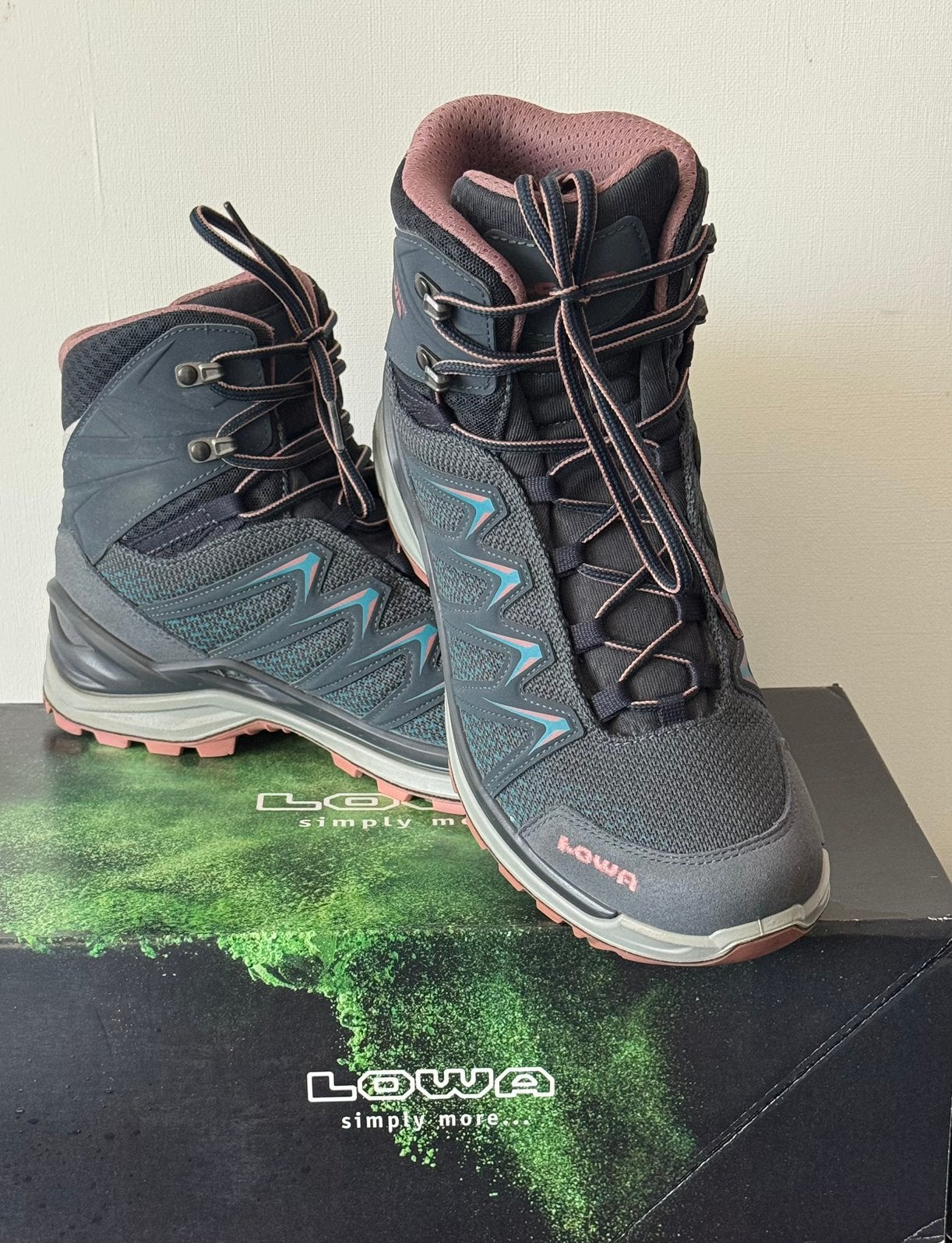 LOWA PTO GTX waterdicht zeer lichtgewicht wandelschoen EU 40, Zo goed als nieuw, LOWA, Grijs, Wandelschoenen