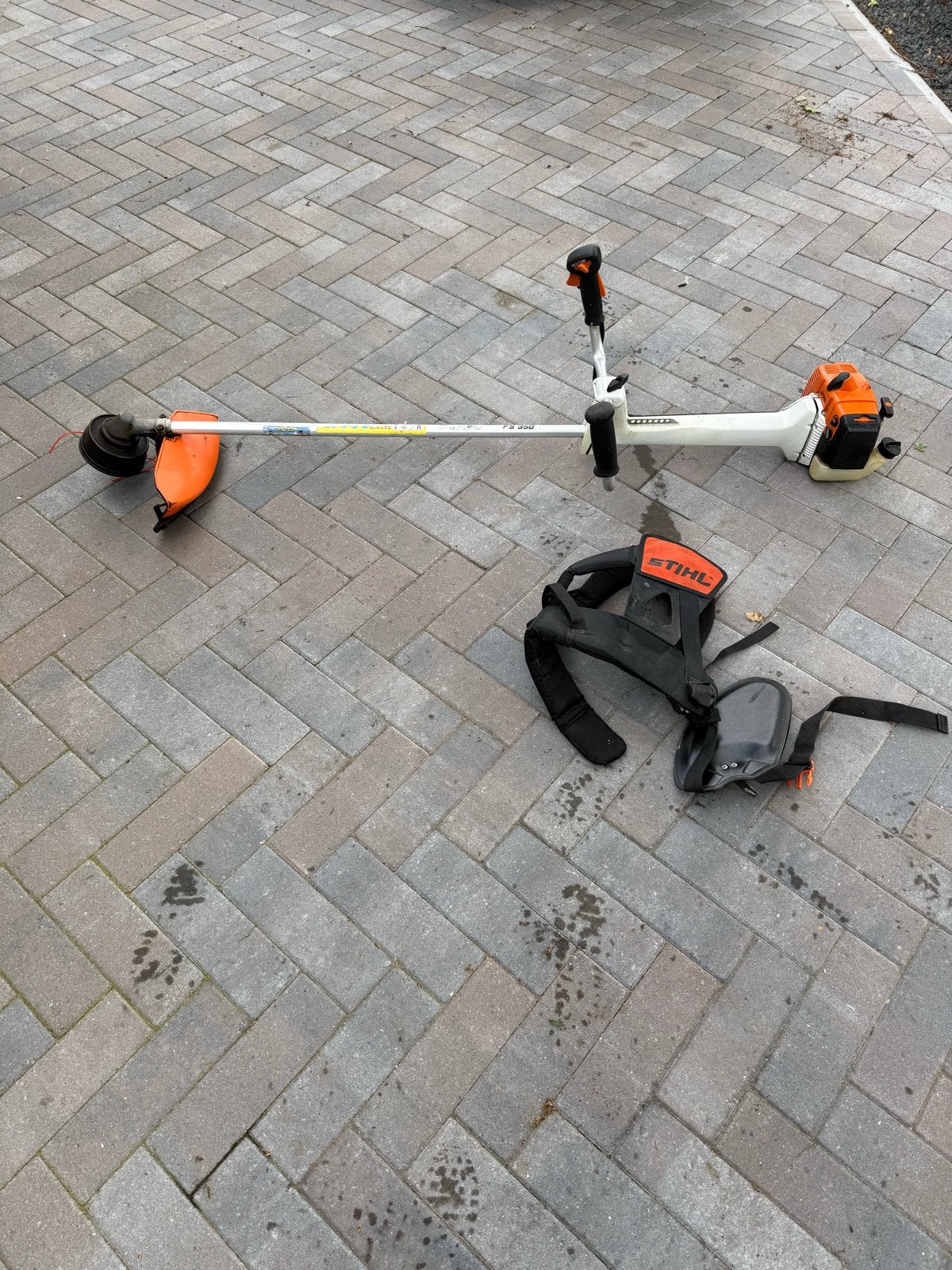 Stihl FS 350 Benzine Bosmaaier - Krachtig en Betrouwbaar, Ophalen, Gebruikt, 30 tot 50 cm, Benzine