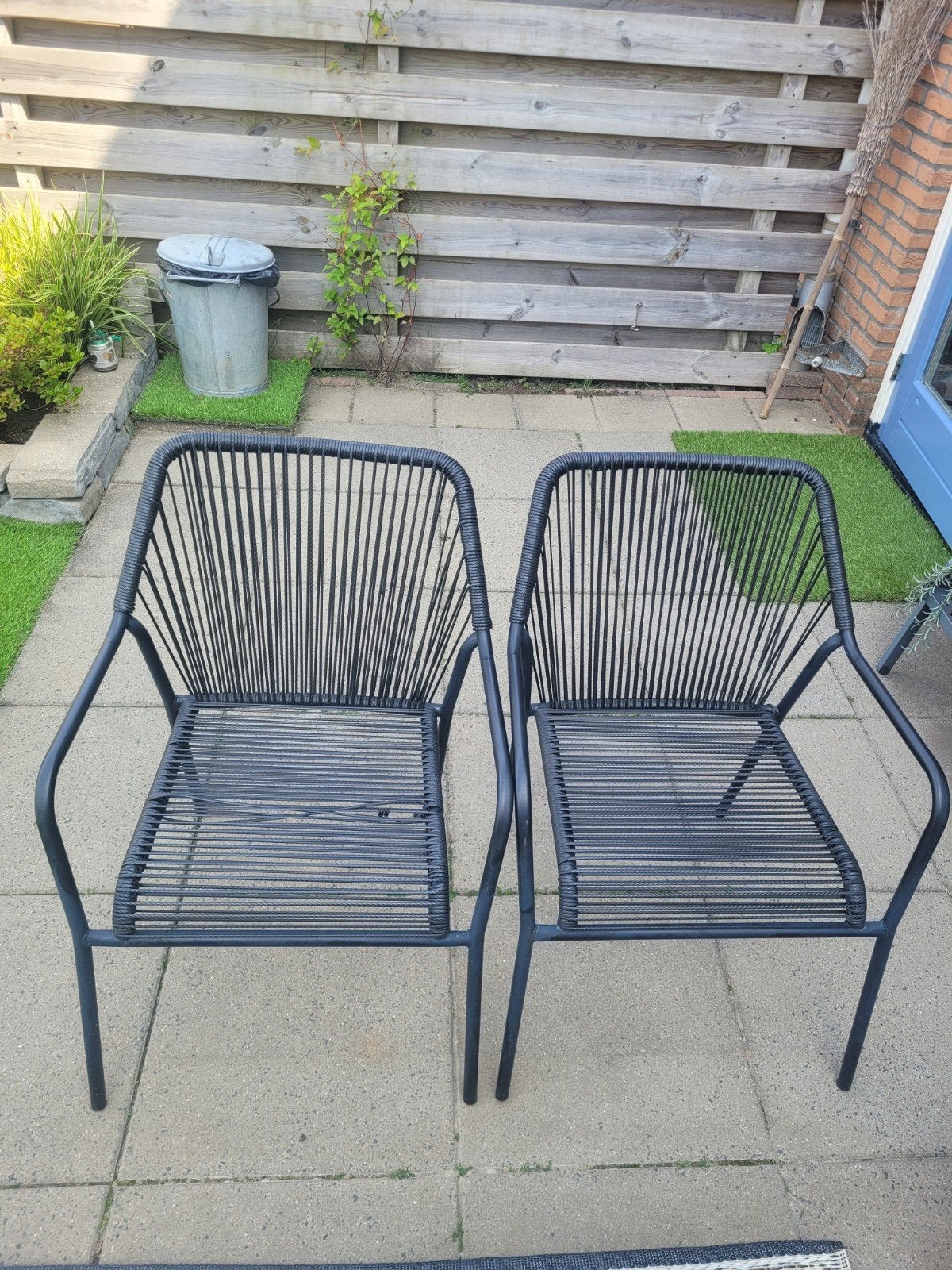 2 Tuinstoelen - Kleine prijs, 1 stoel met losse bedrading, Tuin en Terras, Ophalen, Gebruikt, Metaal